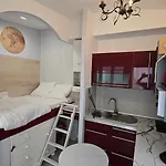 Studio Maisonnette Parisien